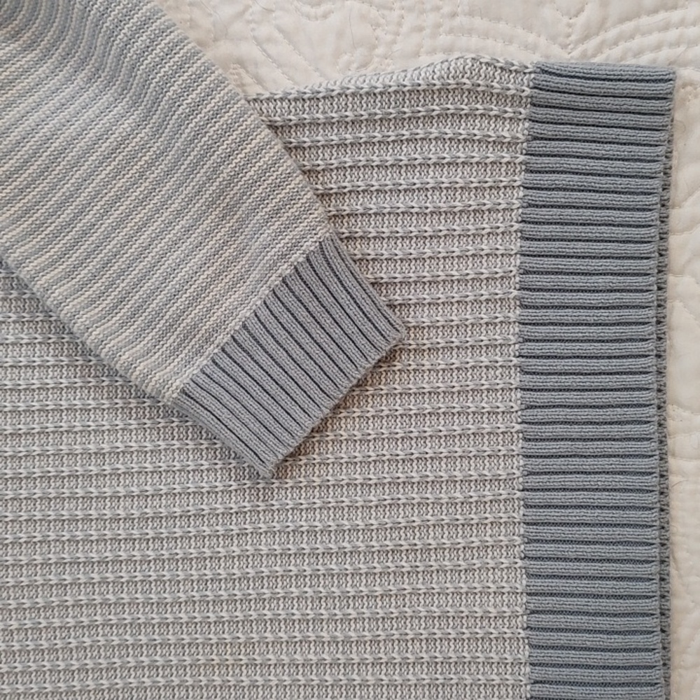 Liz Claiborne Baby Blue & White Zip Front Turtleneck /Size M - Picture 4 of 11